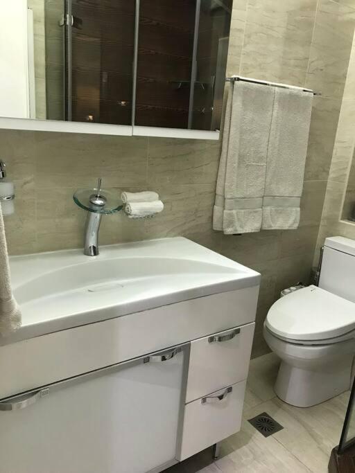 Finer Things Flisvos Beach Condo In Palaio Faliro Atena Exterior foto